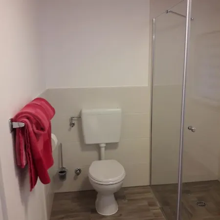 Waldhuette Am Klingberg